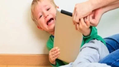 راه های مقابله با لجبازی کودک ۲ ساله