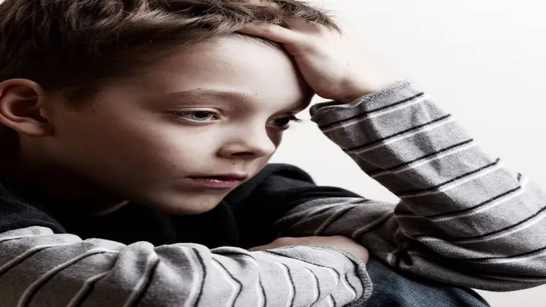مشکلات عاطفی نوجوانان